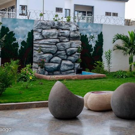 Complexe Hotelier And Ouagadougou Exterior photo